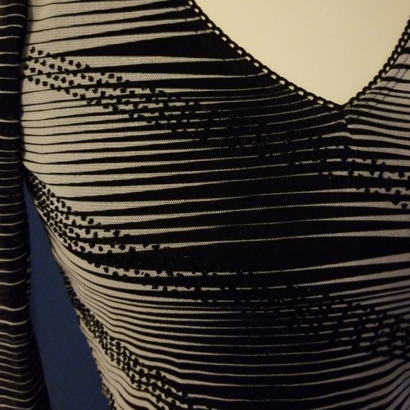 Juniors top - Picture 2 of 3